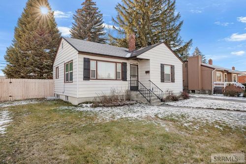 232 E 16th Street, Idaho Falls, ID, 83404 | Card Image