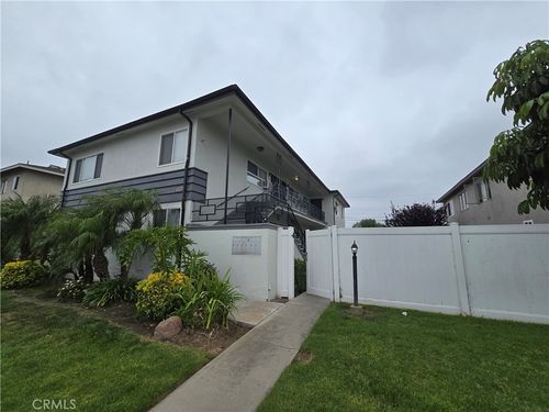 d-1324 W Valencia Dr, Fullerton, CA, 92833 | Card Image