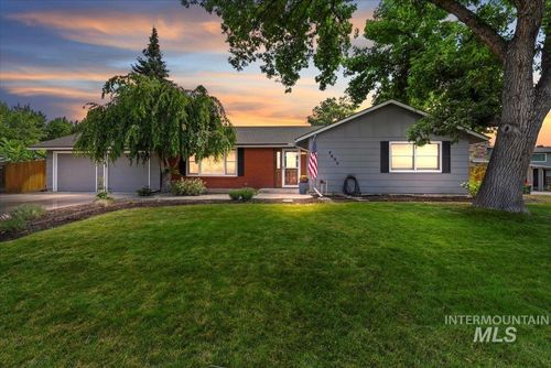 4090 N Kilarney Dr, Boise, ID, 83704-3331 | Card Image