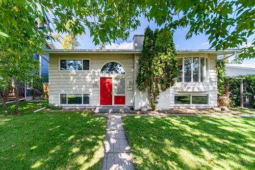 532 Willow Park Dr Se, Calgary, AB, T2J0L2 | Card Image
