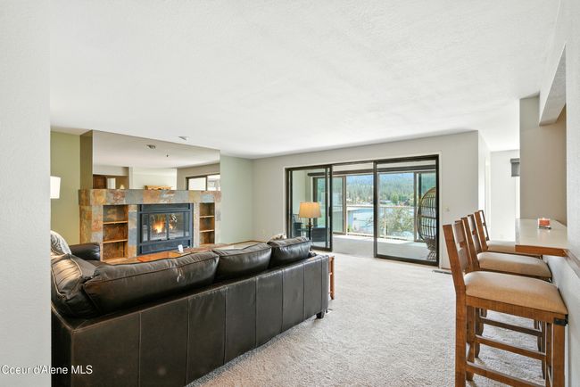 APT-4 - 204 E 1 St Ave, Condo with 2 bedrooms, 2 bathrooms and null parking in Post Falls ID | Image 5