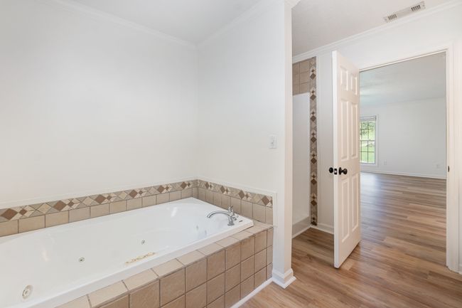 1562 Mooresville Pike, House other with 3 bedrooms, 2 bathrooms and null parking in Columbia TN | Image 9