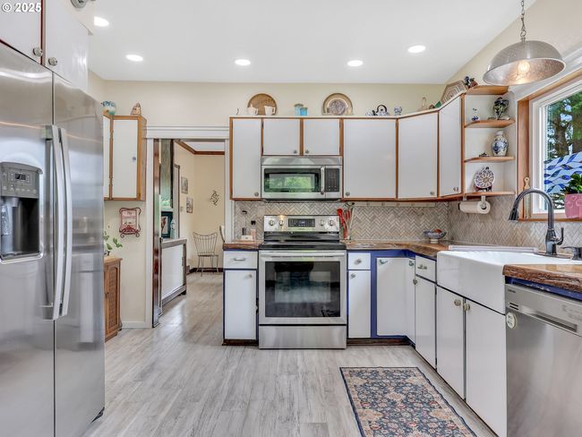 Kitchen | Image 14