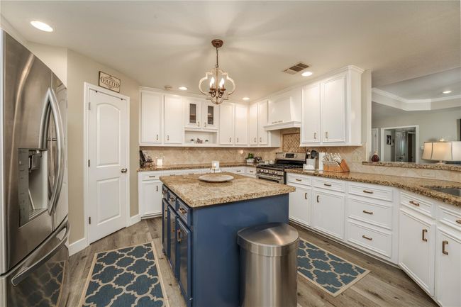 17087 County Road 266, Home with 3 bedrooms, 4 bathrooms and 2 parking in East Bernard TX | Image 34
