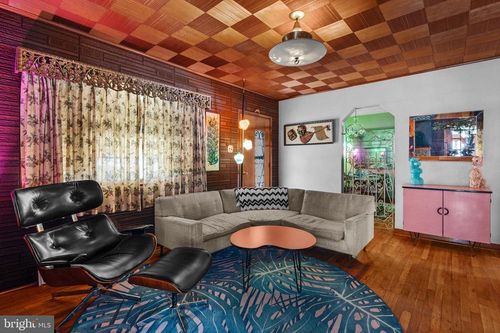 38 Sartori Ave, MOUNT EPHRAIM, NJ, 08059-1056 | Card Image