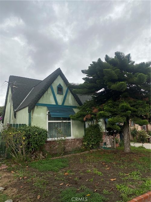 8453 Cypress Ave, South Gate, CA, 90280-2204 | Card Image