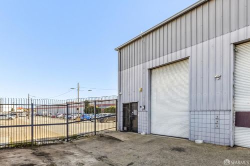 ste-11-2250 Jerrold Ave, San Francisco, CA, 94124-1043 | Card Image