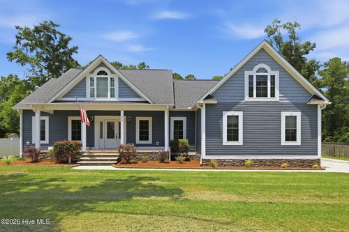 219 White Oak Bluff Rd, Stella, NC, 28582-9757 | Card Image