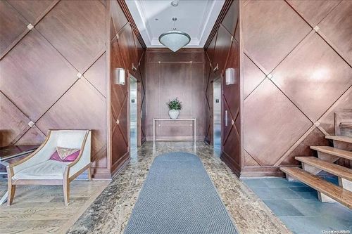 apt-409-130 Post Ave, Westbury, NY, 11590-3288 | Card Image