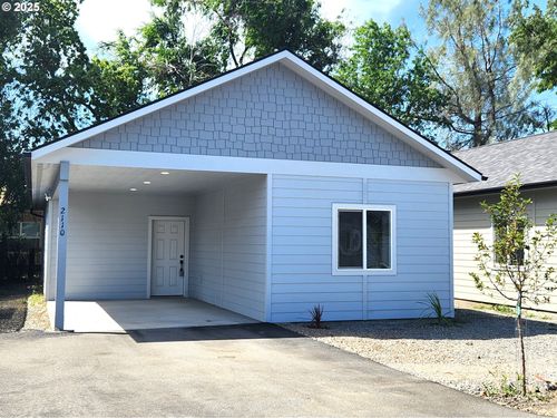 2110 True Ave, LaGrande, OR, 97850 | Card Image