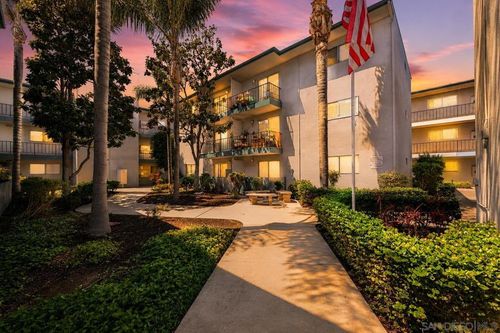 61-4875 Cole St, San Diego, CA, 92117-1865 | Card Image