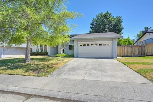 8858 Kona Way, Orangevale, CA, 95662-4520 | Card Image