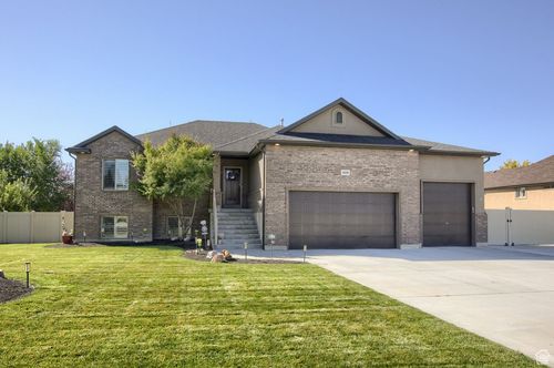 2829 W 2175 N, Plain City, UT, 84404-6785 | Card Image
