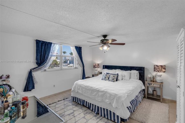 APT-200 - 4000 Ne 170 Th St, Condo with 2 bedrooms, 2 bathrooms and null parking in North Miami Beach FL | Image 12