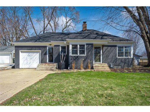 208 11th Street, Hudson, WI, 54016 | Card Image