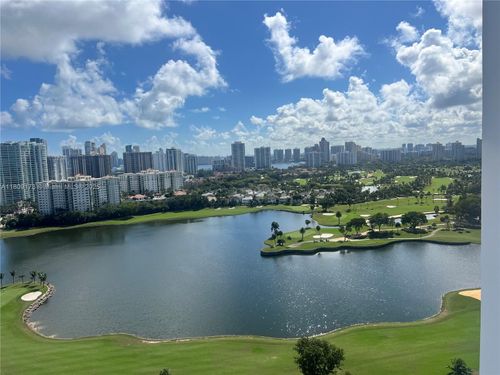 apt-2603-3625 N Country Club Dr, AVENTURA, FL, 33180-1716 | Card Image