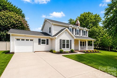 1416 Rivermont Dr, Gastonia, NC, 28054-6438 | Card Image