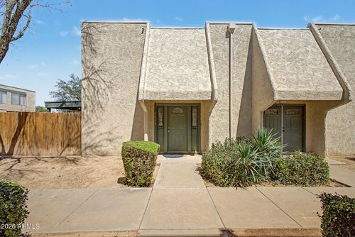 5906 W Golden Lane, Glendale, AZ, 85302 | Card Image