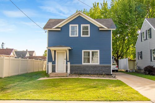 109 N 6th St, Lake City, MN, 55041-1501 | Card Image
