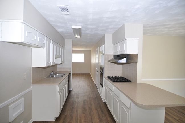 1007 Easy St, House other with 3 bedrooms, 2 bathrooms and null parking in Grapevine TX | Image 9