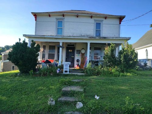 11 Cherry St, Glouster, OH, 45732-1219 | Card Image