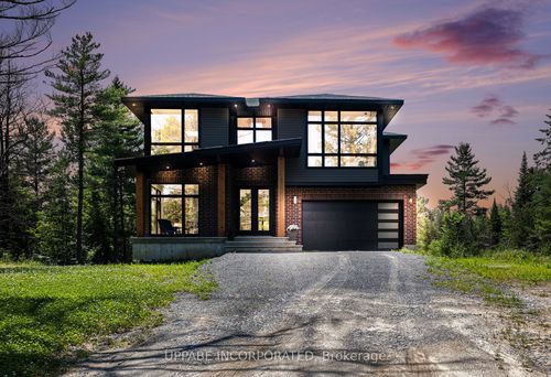 2068 Richmond Rd, Smiths Falls, ON, K7A4S7 | Card Image