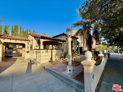 6132 Whitsett Ave, North Hollywood, CA, 91606-4514 | Card Image