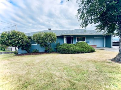 1812 Sunrise Street, House other with 3 bedrooms, 1 bathrooms and 1 parking in Kelso WA | Image 1