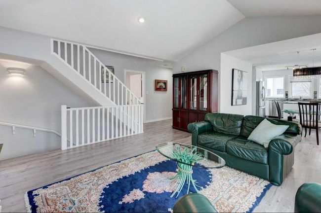 34 Candle Terrace Sw, Home with 2 bedrooms, 1 bathrooms and 4 parking in Calgary AB | Image 14
