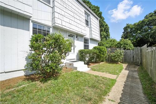 b-112 88th St, Virginia Beach, VA, 23451-1826 | Card Image