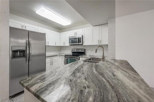 615-8244 Key Royal Cir, NAPLES, FL, 34119-6807 | Card Image