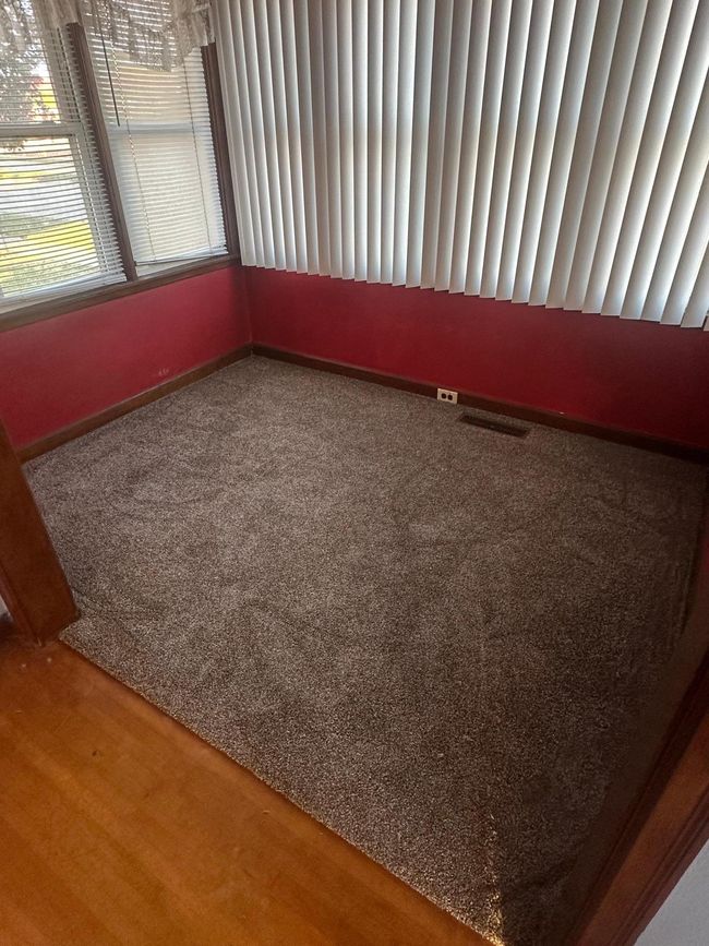 Front sunroom.jpg | Image 8