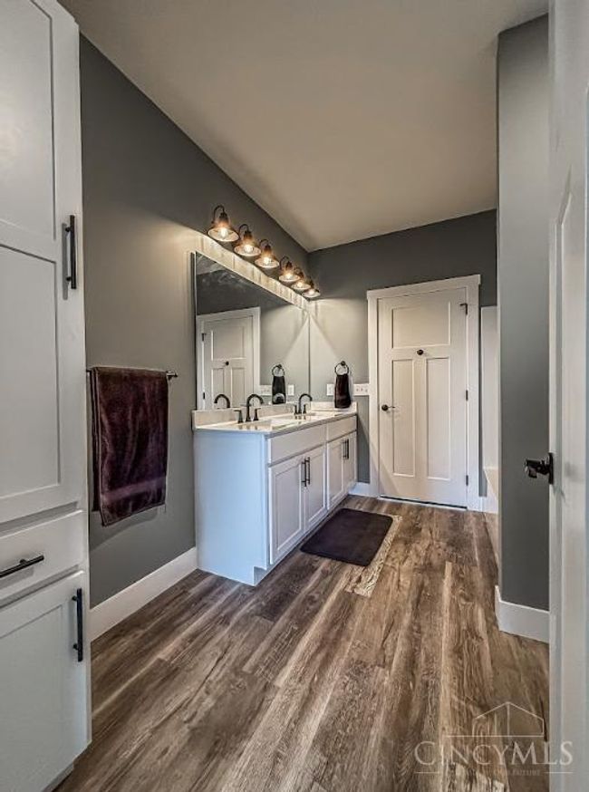 2142 State Line Rd, House other with 3 bedrooms, 4 bathrooms and null parking in West Harrison IN | Image 20
