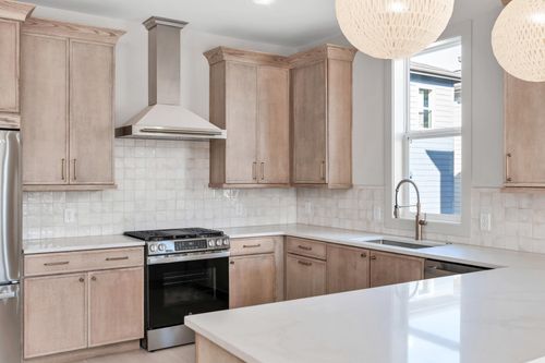 311 Edith Cir, Nashville, TN, 37208 | Card Image