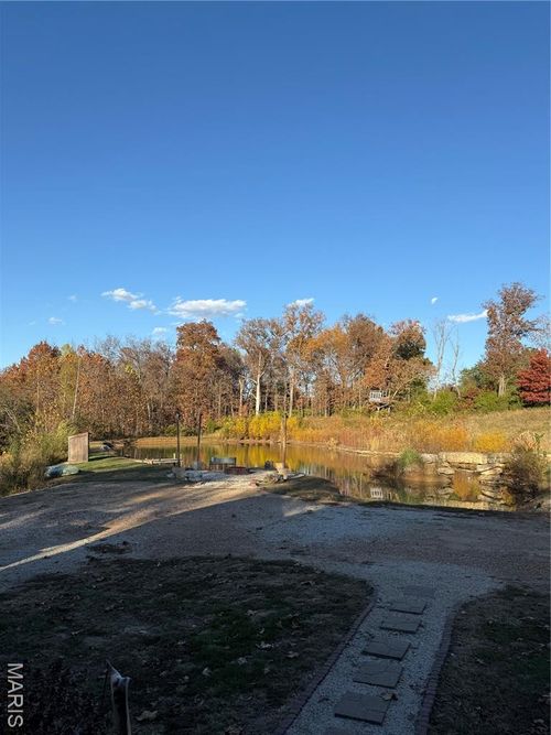 5893 Midridge Dr, House Springs, MO, 63051-1705 | Card Image