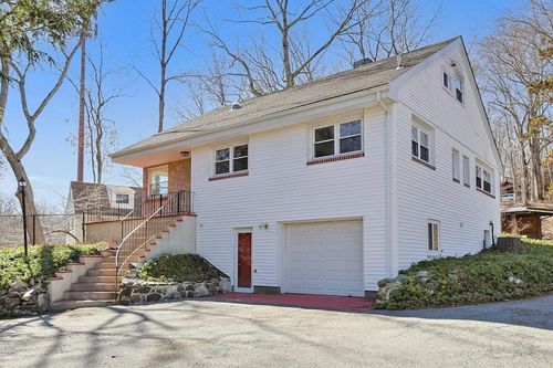 461 Yorktown Rd, Croton-On-Hudson, NY, 10520-3703 | Card Image