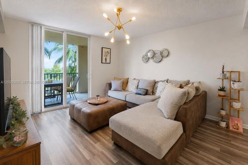 1308-520 Se 5th Ave, Fort Lauderdale, FL, 33301-2954 | Card Image