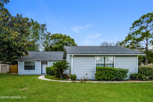 8272 Hamden Rd W, Jacksonville, FL, 32244-6447 | Card Image