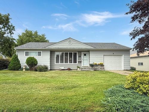 110 Freund St, Fairmont, MN, 56031-1483 | Card Image