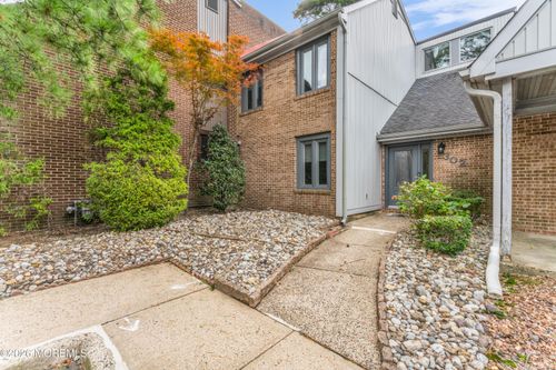 302 Cutty Ct, Toms River, NJ, 08753-8127 | Card Image