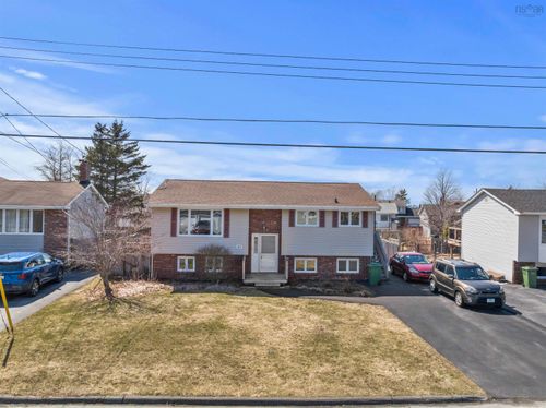 80 Wexford Rd, Dartmouth, NS, B2V1S1 | Card Image