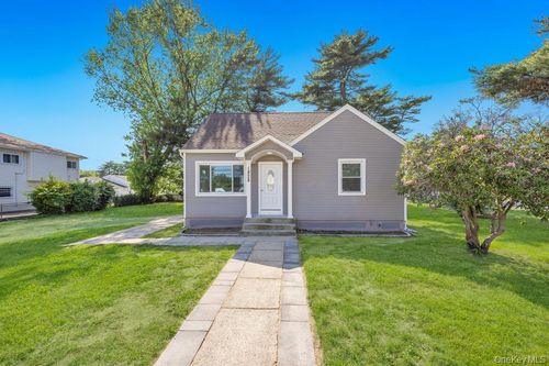 1828 Stein Dr, Bay Shore, NY, 11706-1710 | Card Image