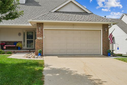 1428 Pompano Dr, Clive, IA, 50325-8341 | Card Image