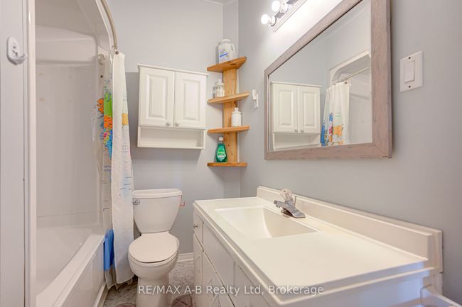 239 Nile St, House other with 4 bedrooms, 2 bathrooms and 8 parking in Stratford ON | Image 15
