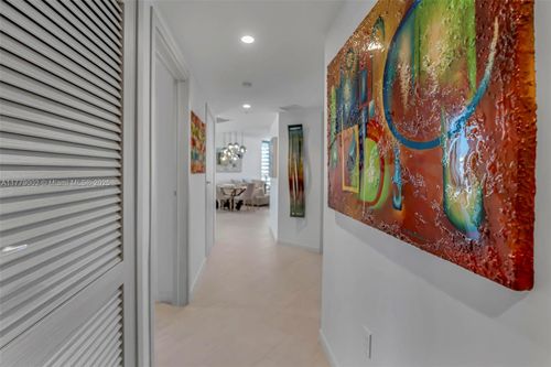 unit-2912-1000 Brickell Plz, Miami, FL, 33131-3853 | Card Image