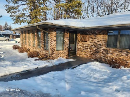 3-30123 Olinda Trl, Lindstrom, MN, 55045-9418 | Card Image