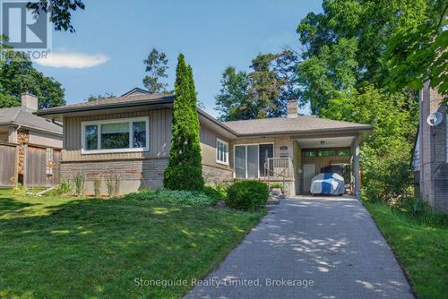 702 Walkerfield Ave, Peterborough, ON, K9J4W4 | Card Image