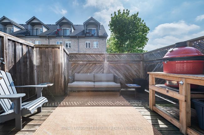 8 - 245 Van Dusen Blvd, House attached with 3 bedrooms, 3 bathrooms and null parking in Etobicoke ON | Image 15