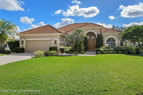 9276 Lake Cypress Loop, Weeki Wachee, FL, 34613-4291 | Card Image