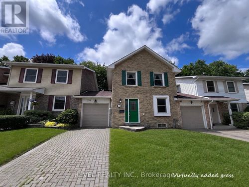 26 Parkland Crt, Aurora, ON, L4G3M6 | Card Image